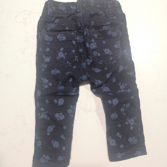 5 for 25$💛old navy floral skinny jeans - Picture 4 of 5